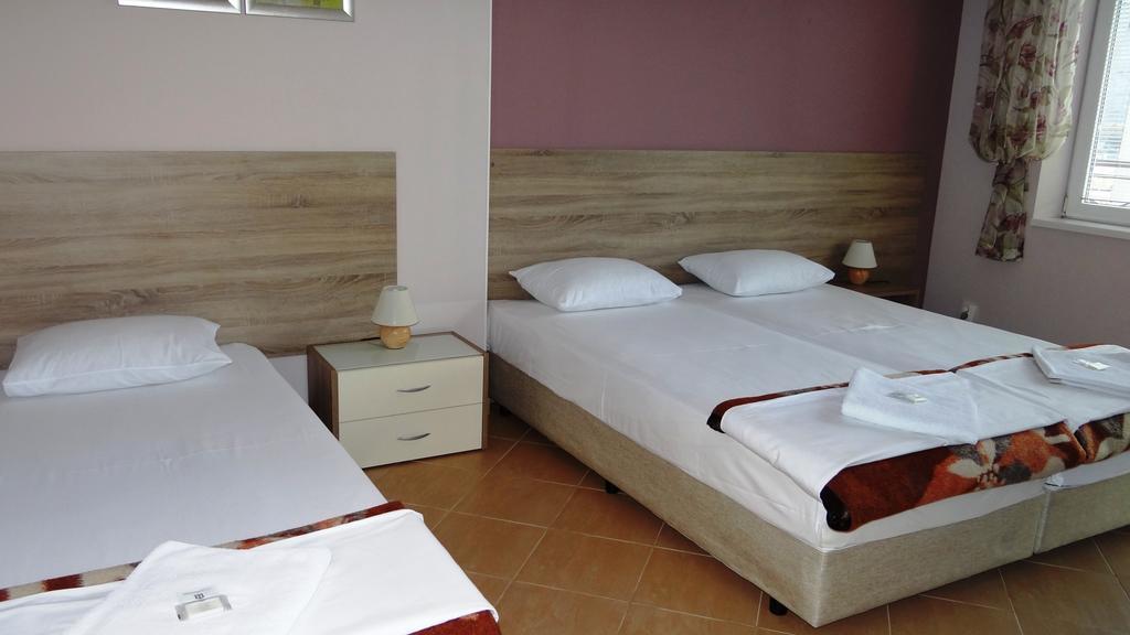Guest Rooms Kom Sofia Ruang foto